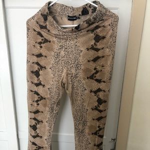 PLT flare snake pants US size 4